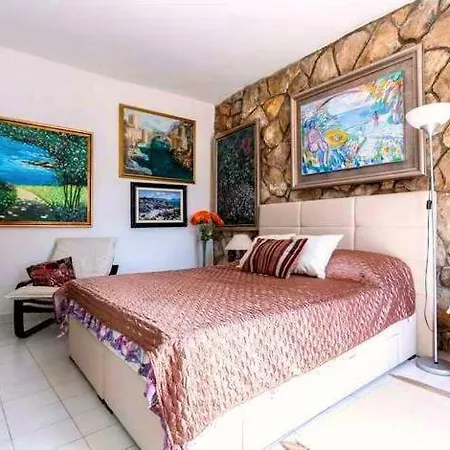 Sea Melody Apartment *